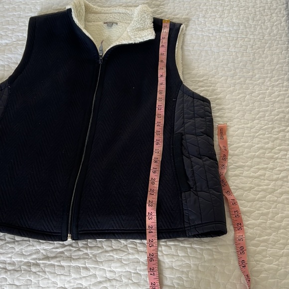 Talbots Navy vest - Picture 8 of 9